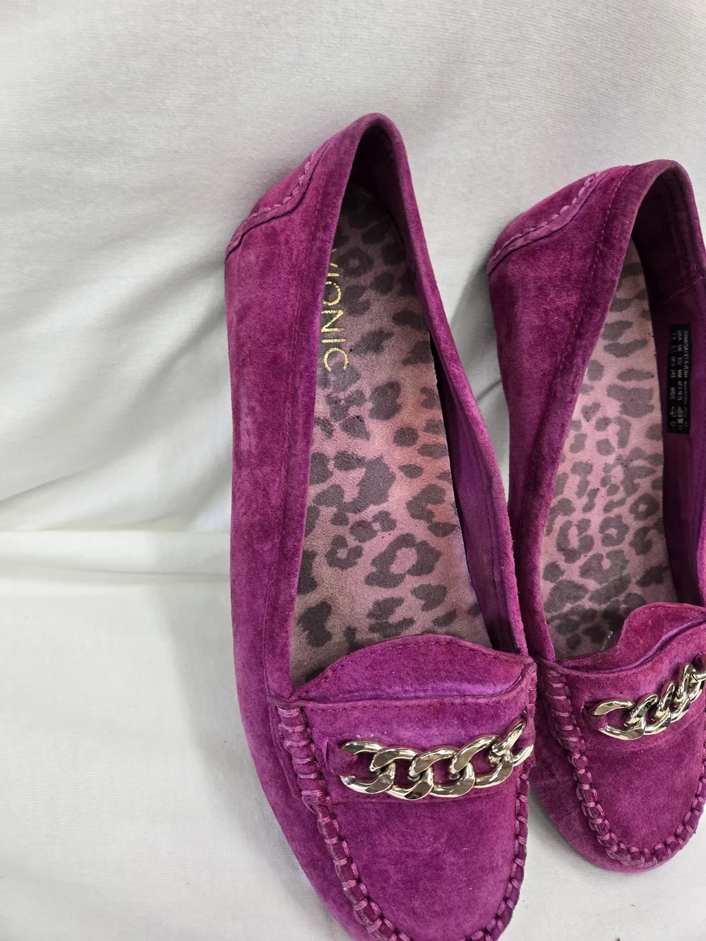 Vionic Women's Magenta Suede Chain-Trim Loafers